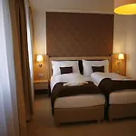 Pod Vlekem Hotel Loučná pod Klínovcem