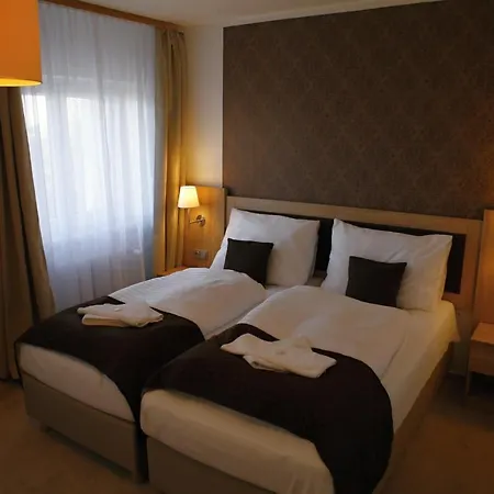 Pod Vlekem Hotel Loucna pod Klinovcem