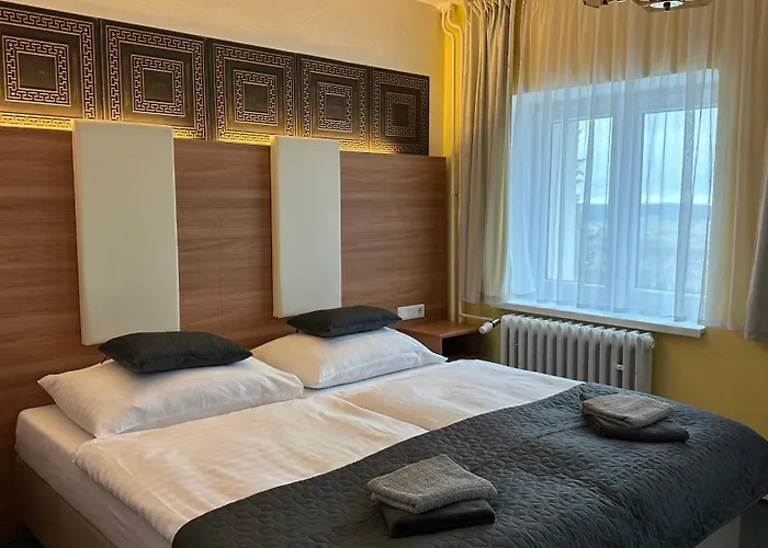 ホテル Pod Vlekem Loučná pod Klínovcem
